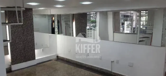 Loja à Venda em Icaraí | 72m² | A 1 Quadra da Praia | Rua Joaquim Távora