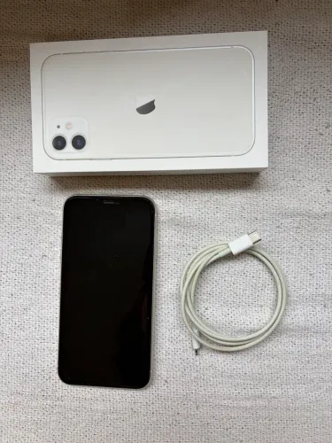iPhone 11 128gb branco
