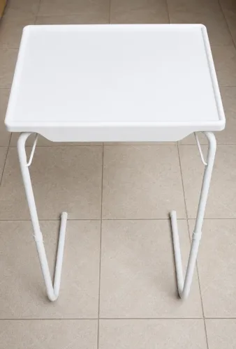 MESA DOBRÁVEL MULTIUSO BRANCA