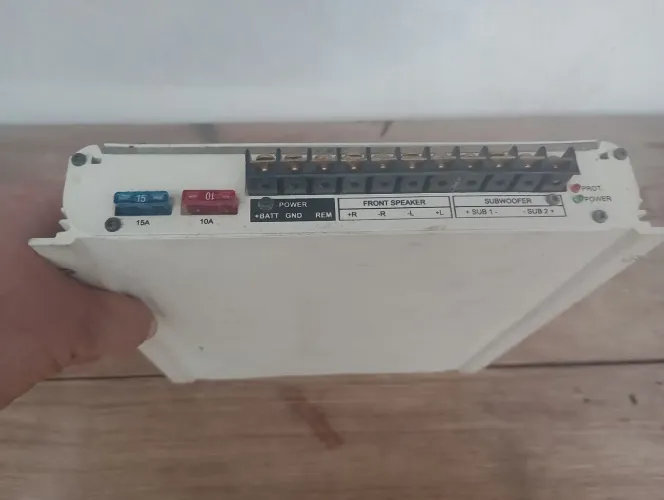 Módulo 720W - amplificador de som automotivo - Stetsom tuning CD3450T três canais