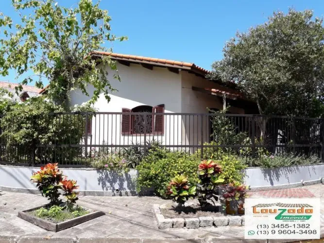 Casa para Locação em Peruíbe, Parque Turistico, 3 dormitórios, 1 suíte, 2 banheiros, 3 vag
