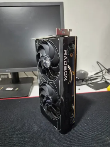 Placa de video Rx6600