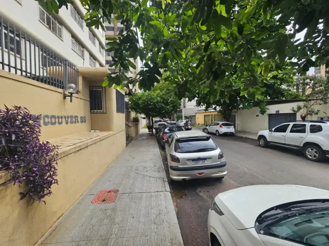 Apartamento para venda possui 75 m2 com 3 quartos 1 suíte e garagem em Setor Oeste - Goiân