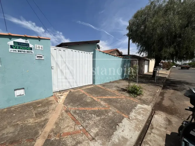 Casa para Venda em Brotas, Campos Elíseos, 3 dormitórios, 2 banheiros, 3 vagas