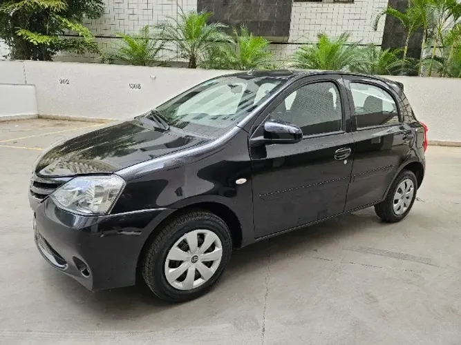 Toyota Etios X 1.3 Flex 16V 5P Mec. 2016