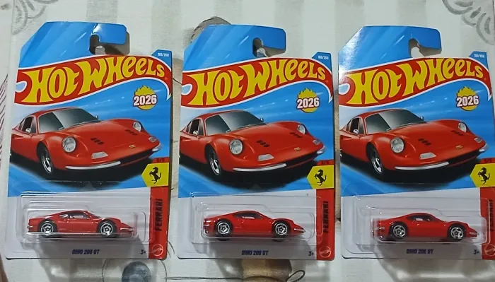 Vendo Hot Wheels Ferrari Dino - 1ª tiragem de 2026