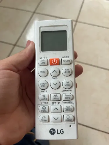 Controle de ar-condicionado novo!