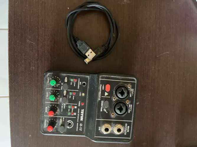 INTERFACE DE ÁUDIO TEYUN Q-12