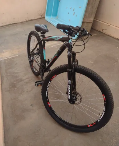 Vendo ou troco bicicleta aro 29