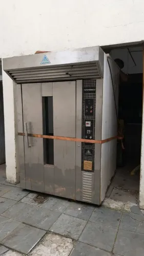 Forno Rotativo Haas A gas.