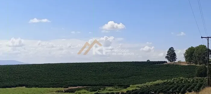 Fazenda de Lavoura de Café em Carmo do Rio Claro/MG
