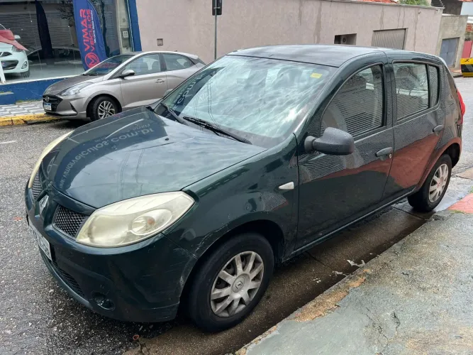 Renault Sandero Authentique Hi-flex 1.0 16V 5P 2011