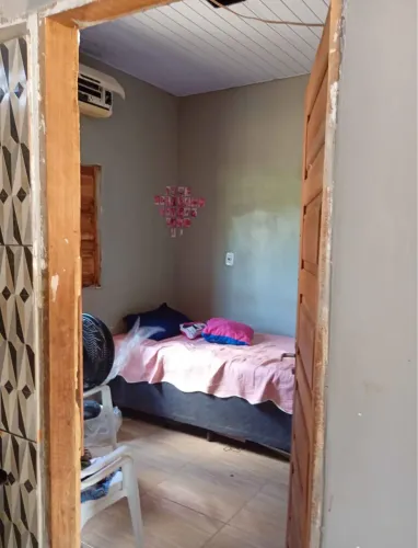 Vendo essa casa Precisa de reformas