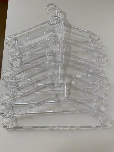 Kit de 10 cabides transparentes de acrílico antiderrapantes