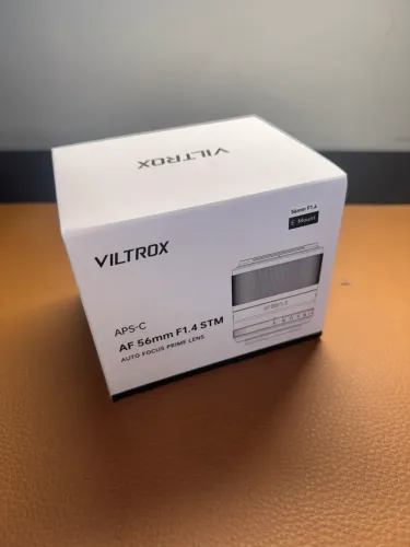 LENTE VILTROX AF 56mm F1.4 / SONY-APSC