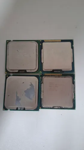 Kit com 4 processadores.