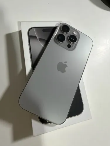 Vendo iPhone 16 pro 256G