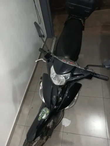 Moto Yamaha Crypton 2012