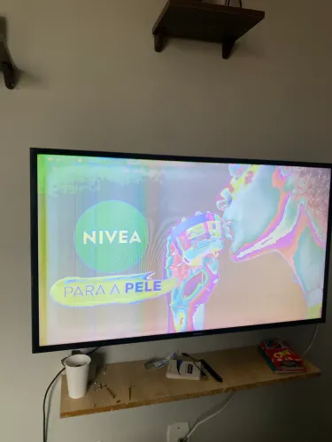 Televisão com avaria