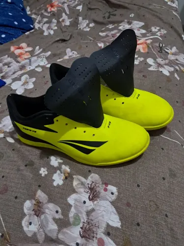 Chuteira futsal 