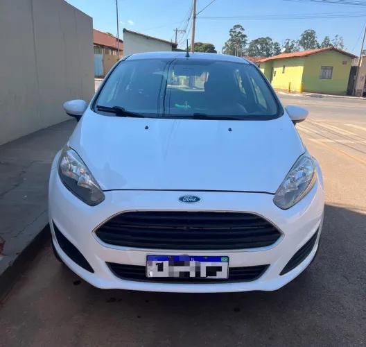 Ford Fiesta 1.5 16V Flex Mec. 5P 2015
