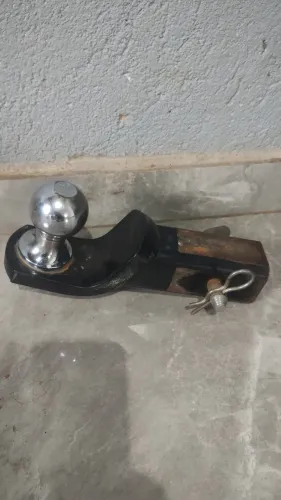 Vendo engate reboque e macaco para carros