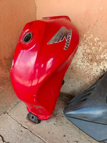 TANQUE DE MOTO USADO