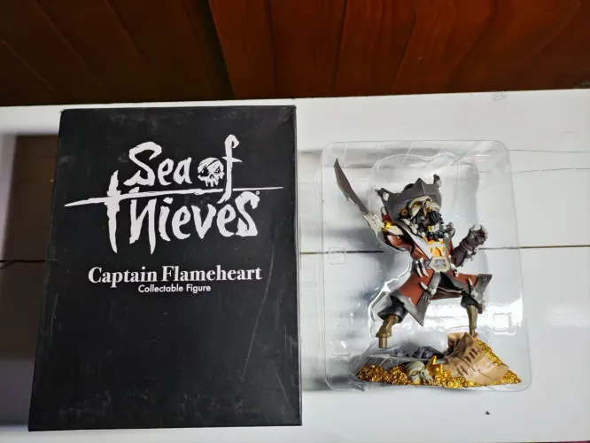 Sea of thieves Captain Flameheart action figure 