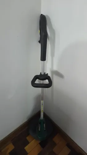 Máquina de cortar grama