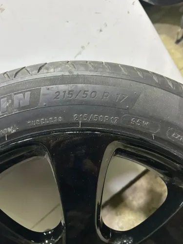 RODA/ARO 17 ELANTRA 2013