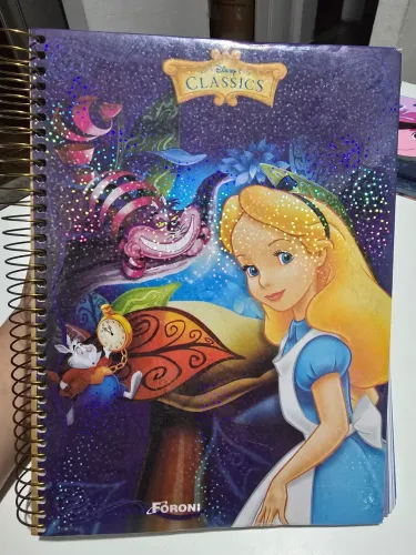 Caderno Alice wonderland A4 12 materias