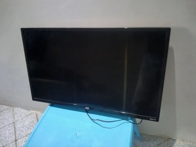 TV 32 SMART EM EXCELENTE ESTADO (NÃO ABAIXO O VALOR, DISPENSO CURIOSOS)