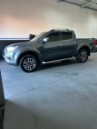 Nissan Frontier LE CD 4X4 2.3 Bi-TB Diesel Aut. 2022