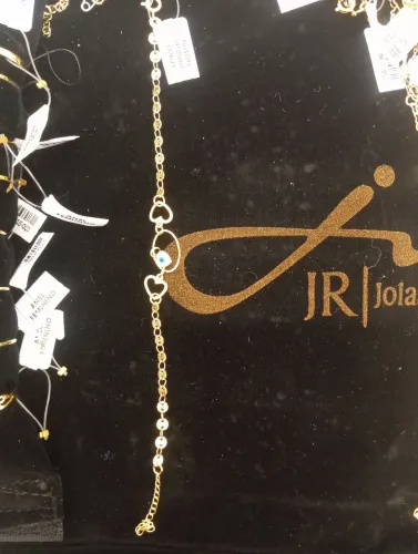 ? Semi jóias folheada a outro 18k ?.