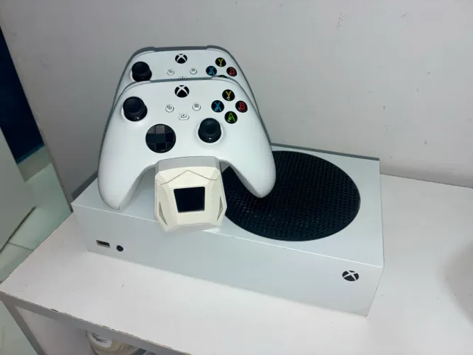 Xbox series S 512GB, 2 Controles, baterias recarregáveis e jogos