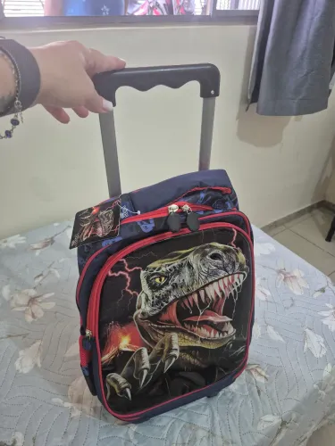 Mochila Tiranossauro Rex de rodinha NOVA