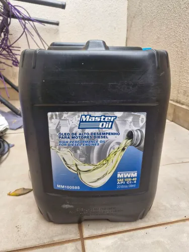 Óleo lubrificante 15w-40