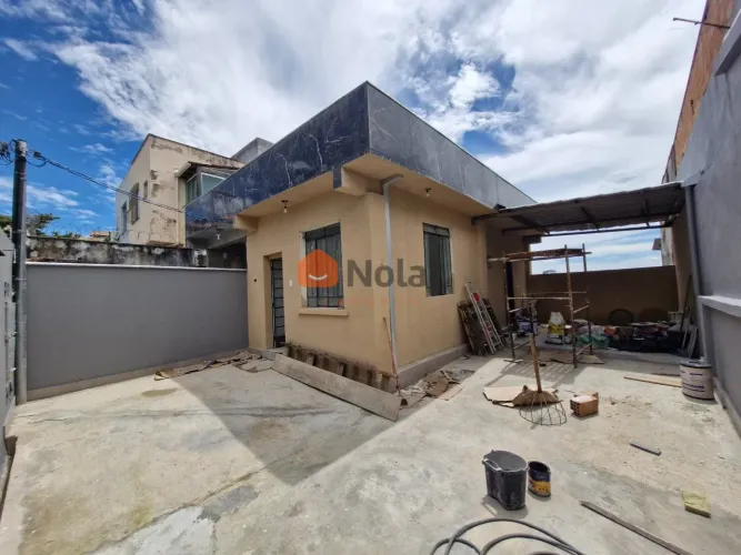 Casa de 2 quartos para alugar com suíte e 3 vagas no Santa Inês em Belo Horizonte MG