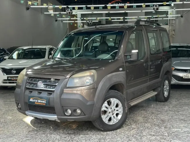 Fiat Doblo Adv.ext./adv.ext.loc. 1.8 16V Flex 2012