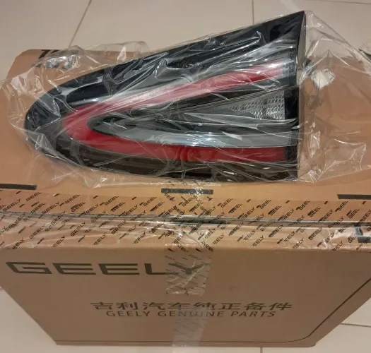 Lanterna traseira direita da tampa Geely EX2 NOVA Original na caixa