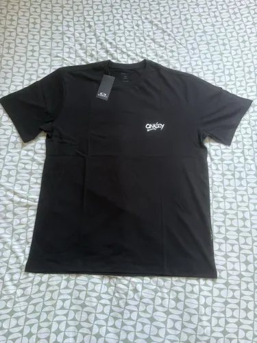Camisa Oakley Nova na etiqueta tamanho G