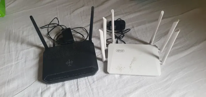 Vendo 2 roteadores funcionando 
