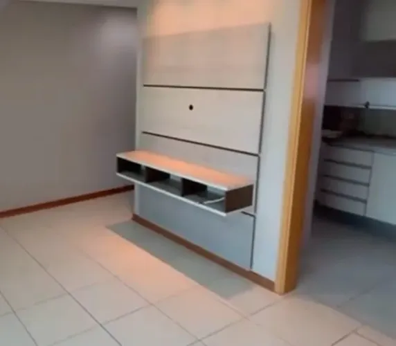 Vendo painel de TV fixo