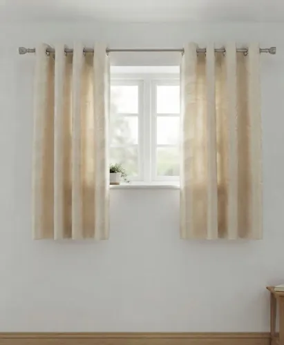 Cortina cor marfim em Jacquard para janela