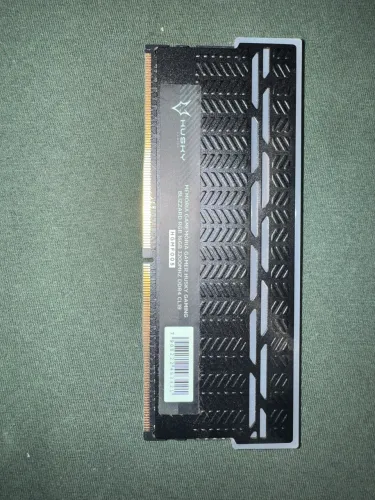 Memória RAM 16 GB 3200MHz