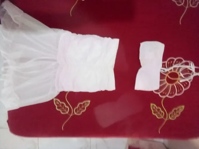 Roupas semi novas 