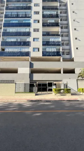Apartamento para alugar de 2 quartos com suíte