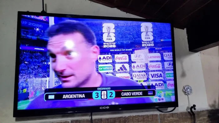 Vendo tv 42 polegadas