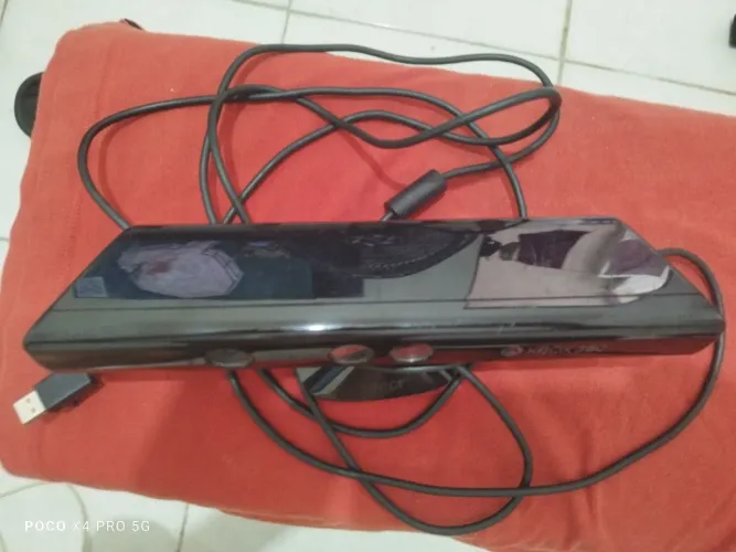 Sensor kinect original da Microsoft para Xbox 360 seminovo somente com arranhões pequenos