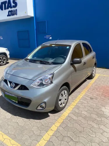 Nissan March S 1.0 12V Flex 5P 2016